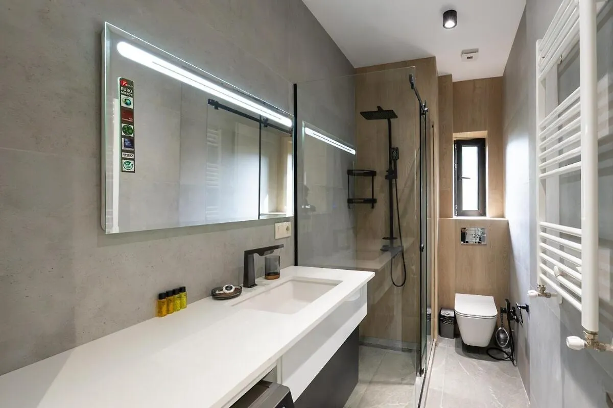 Modi Tbilisi - Boutique 2Br Flat Near Rustaveli Metro Station Apartman Grúzia