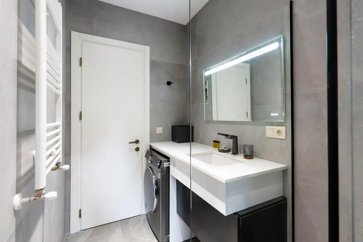 Modi Tbilisi - Boutique 2Br Flat Near Rustaveli Metro Station Apartman